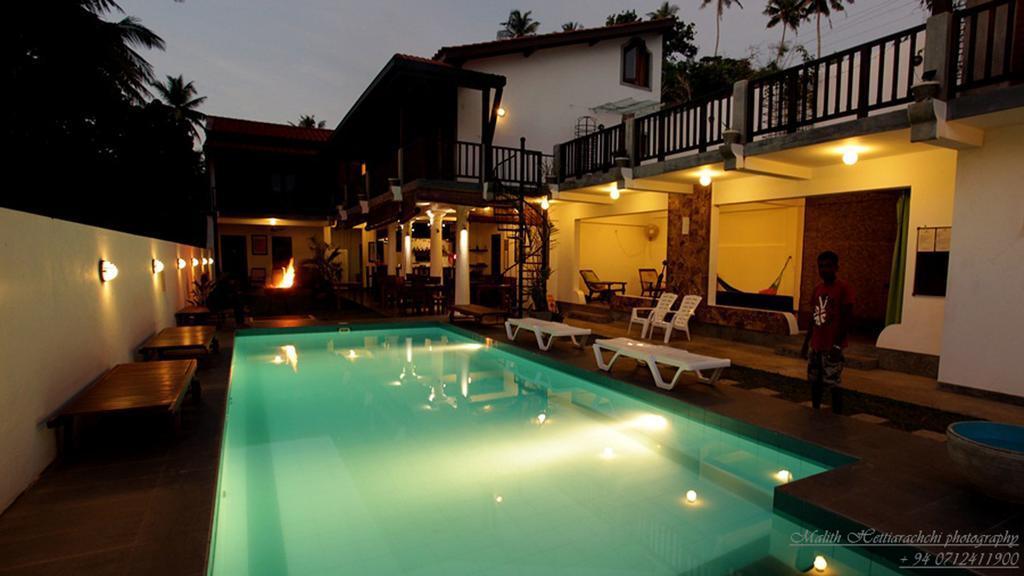 Lion'S Rest Hotell Weligama Exteriör bild