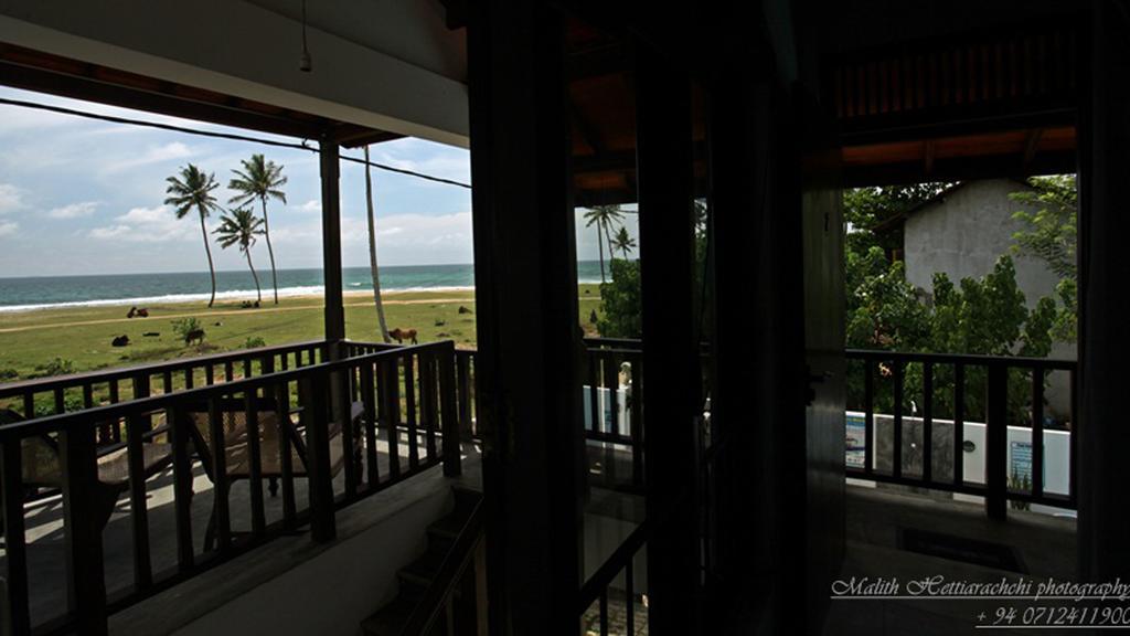 Lion'S Rest Hotell Weligama Rum bild